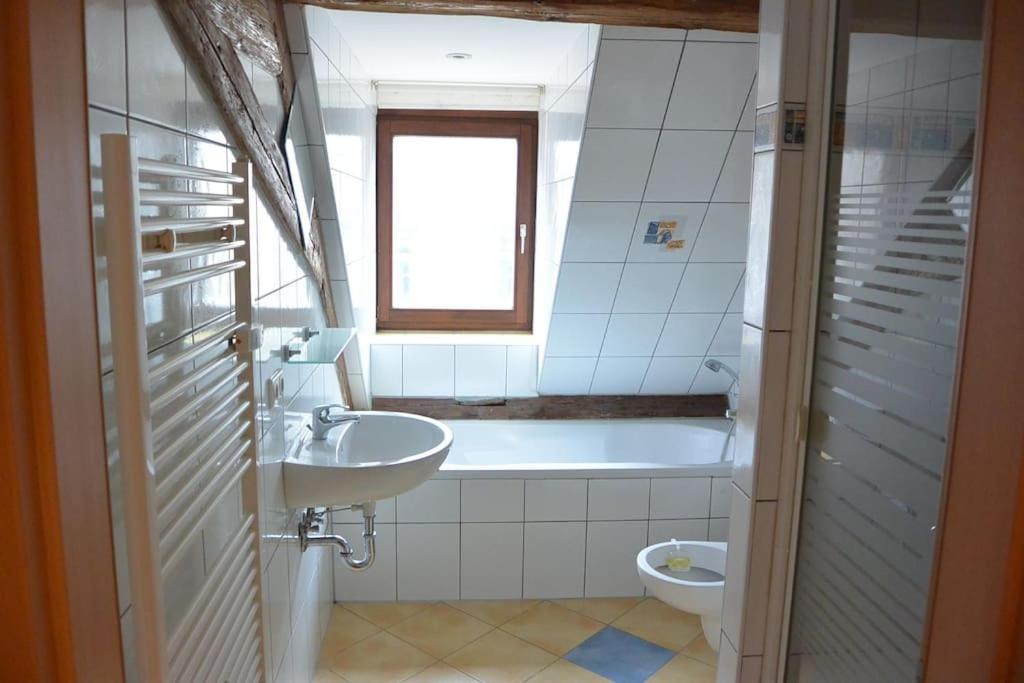Apartment S10 In Bester Lage Stilvoll Im Zentrum Von Bayreuth Mit Klimaanlage Und Parkplatz Екстериор снимка